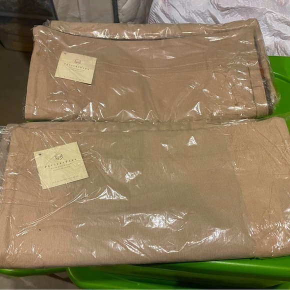 RARE! New Pottery Barn SW Tribal Kilim Pillow Cover, 18” #4 - Picture 2 of 7